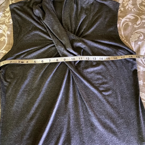 Top - Picture 5 of 6